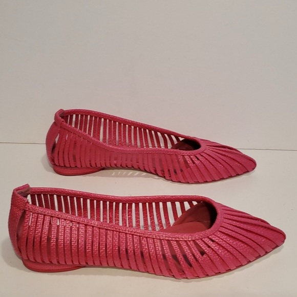 Cult Gaia NWOT Leena Point Toe Flats Size
9.5 NWOT'S - Picture 3 of 7